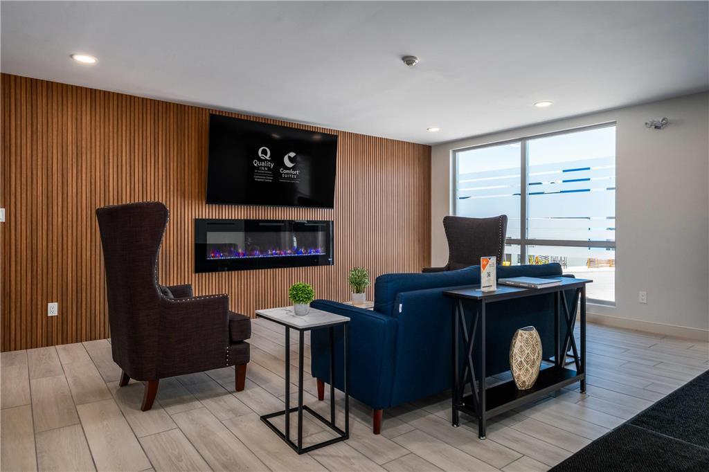 Quality Inn & Conference Centre Kingston Central Beltér fotó